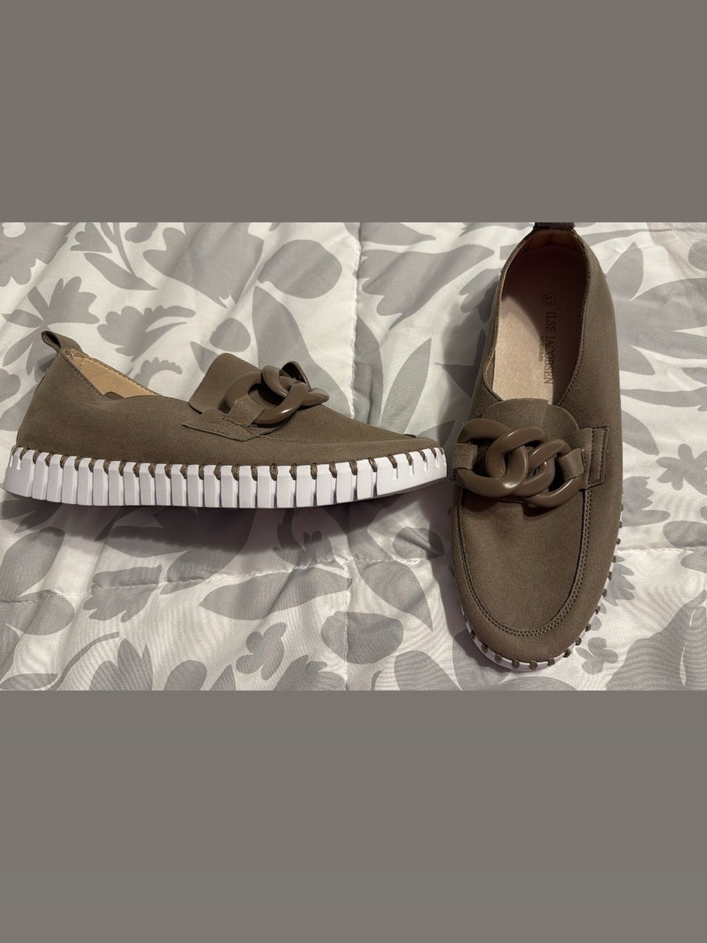 Ilse Jacobsen Taupe Chain-Detail Slip-On Loafers